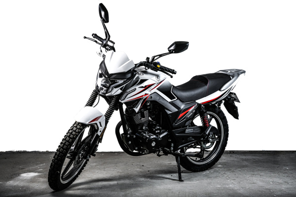 Мотоцикл дорожный SPRMOTORS FORTE FH250-Y9 белый